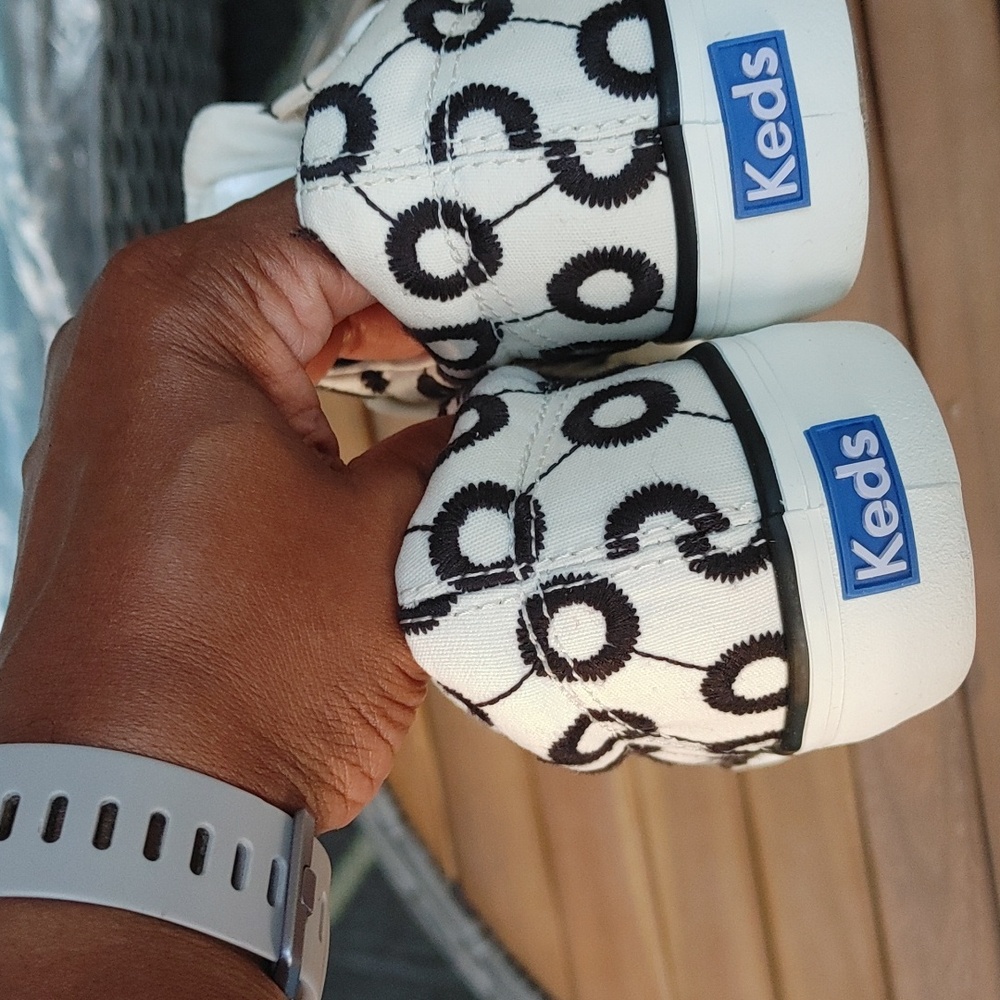 Keds sneakers sz 10 womens very cute black and white  new, never worn - Picture 3 of 6